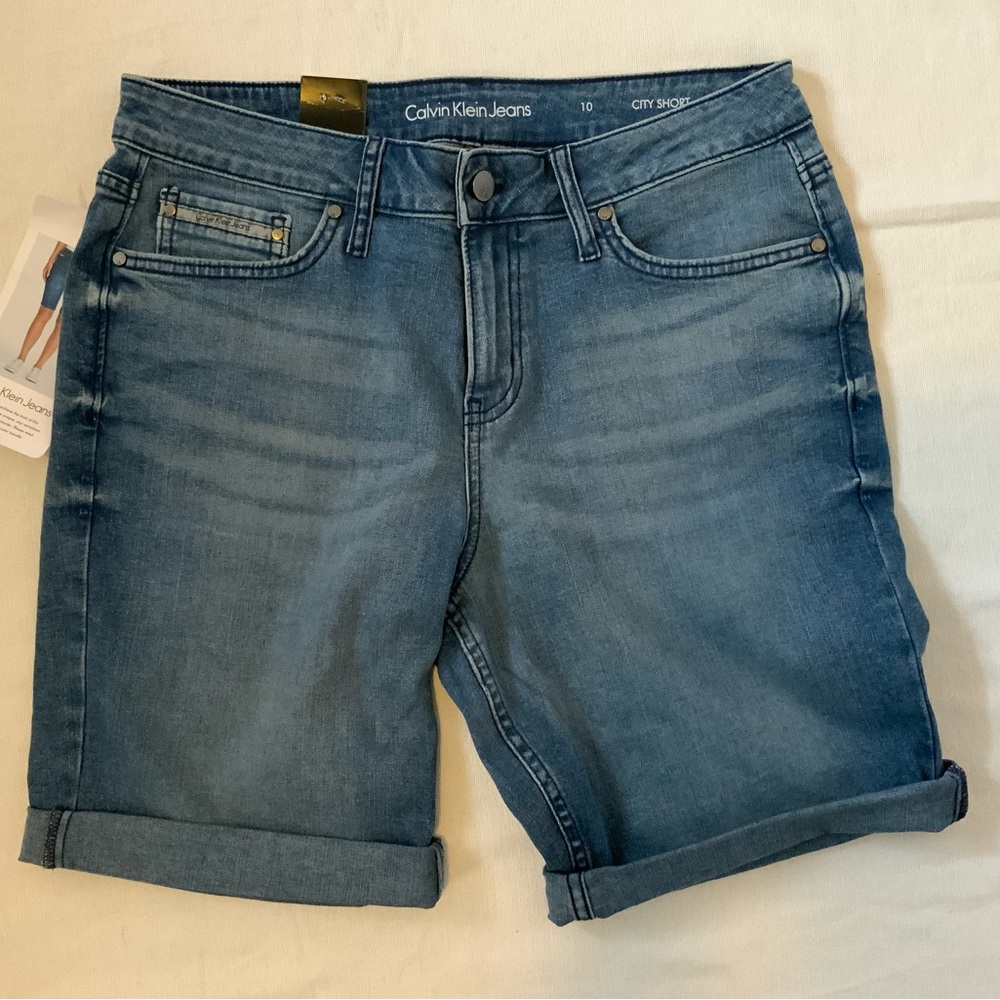 NWT Calvin Klein Jeans shorts